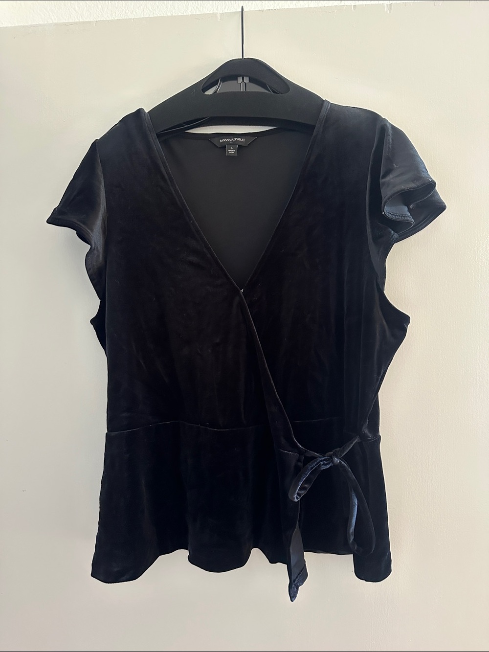 Banana Republic Velvet Wrap Top with Tie - Black